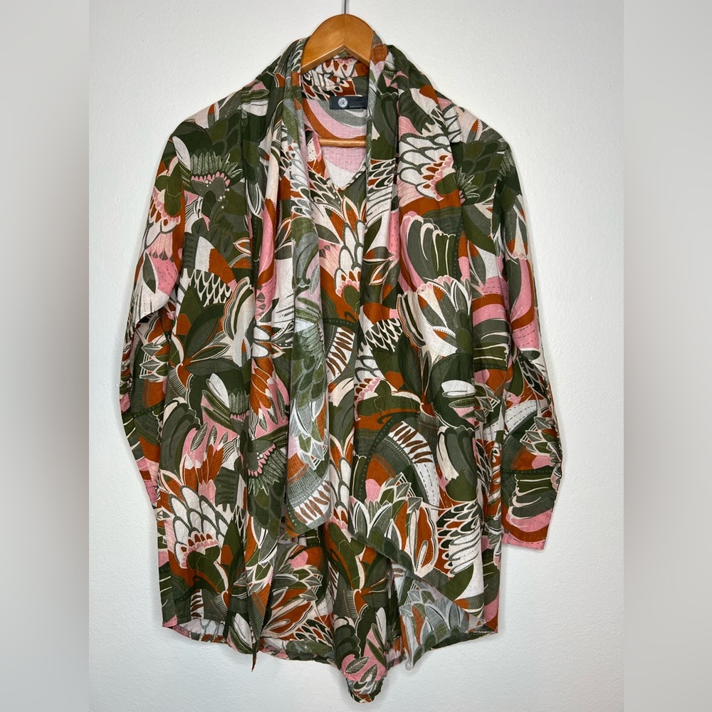 M Made in Italy - Tropical Blouse/Scarf. Large